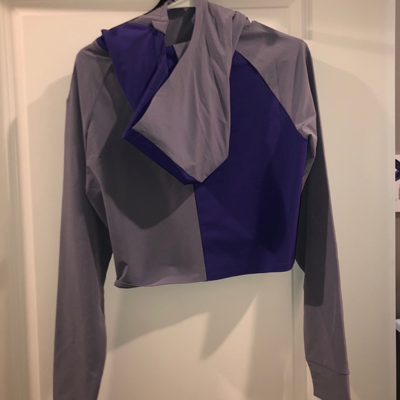 gymshark cropped hoodie - Picture 2 of 2